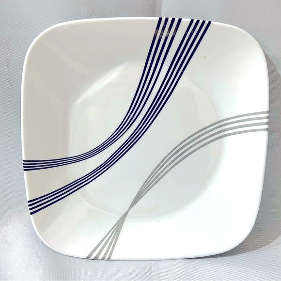Set of 4 Corelle Modern Urban Arc square dinner plates 10.5” (4 pieces) - Picture 3 of 5